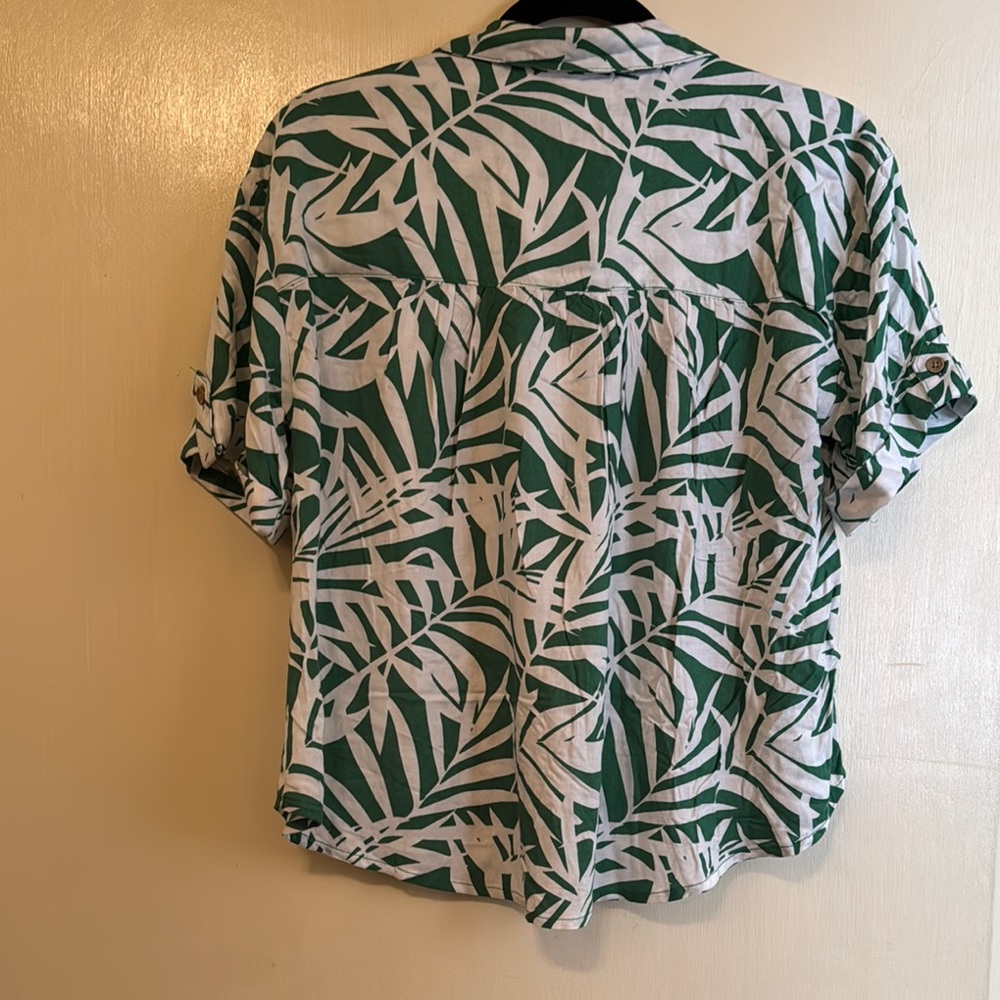 JANE&DELANCEY Green&White FERN Print Top NWT SZ S Casual Beach Resort Cruise - Picture 6 of 7